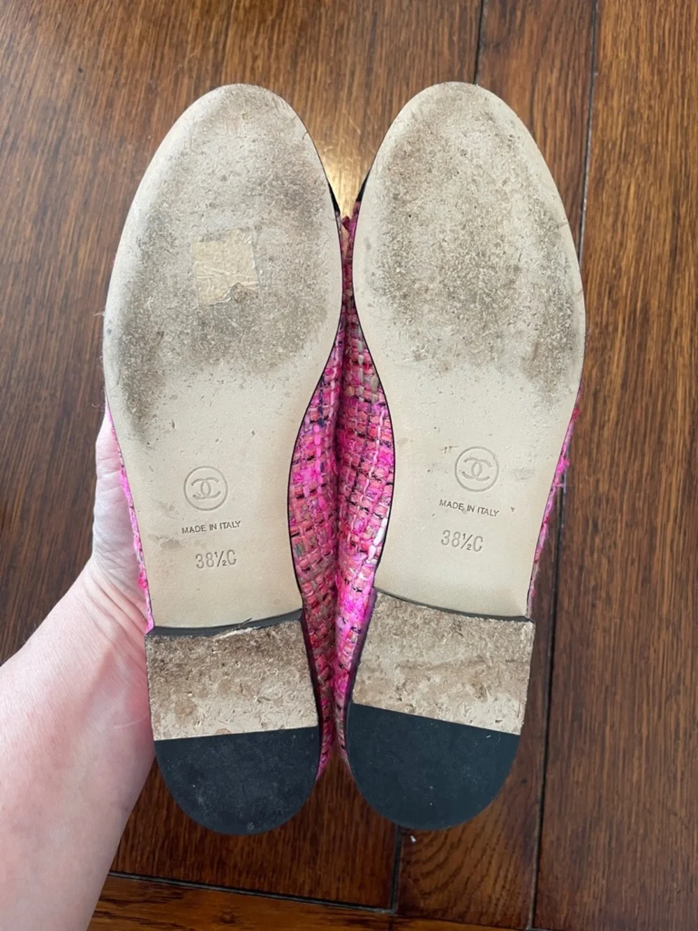 CHANEL Hot Pink Tweed Ballet Flats with Black Cap-Toe and Bow 38.5C multicolor
